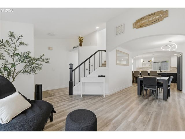 2000 N 5TH Way, Ridgefield, WA 98642