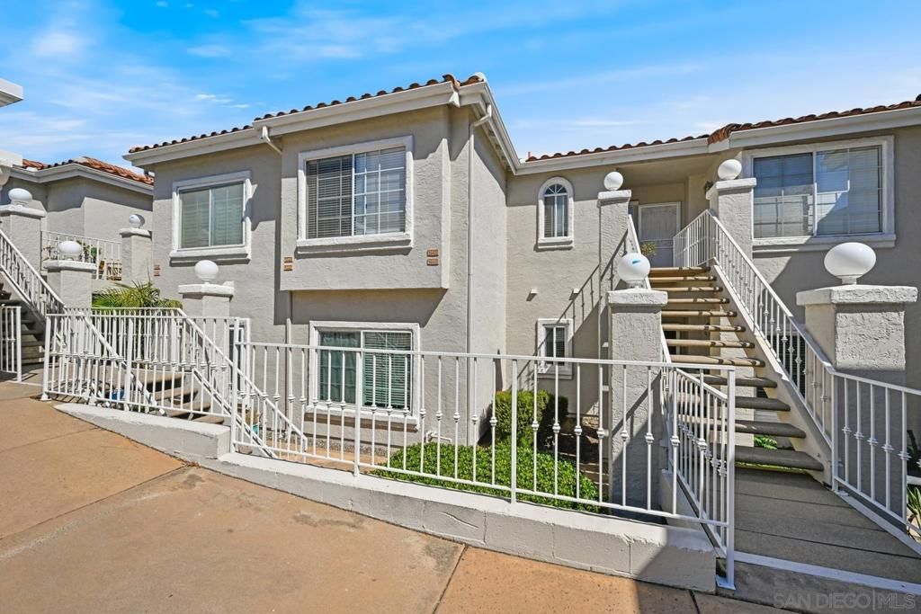 1646 Via Caminar, San Marcos, CA 92078 — photo 2