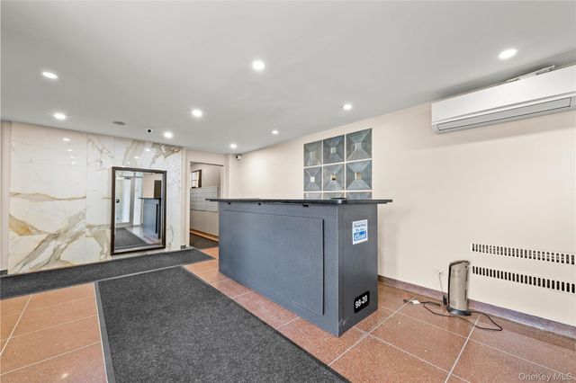 9820 62nd Drive 8F, Rego Park, NY 11374