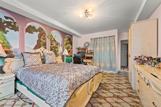 9820 62nd Drive 8F, Rego Park, NY 11374