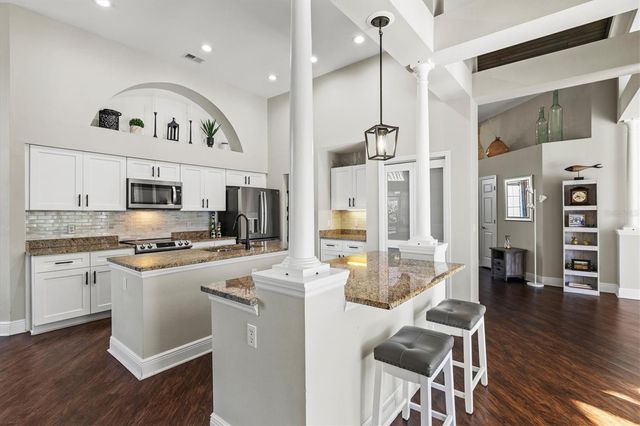 1210 WHITNEY DRIVE, Venice, FL 34292