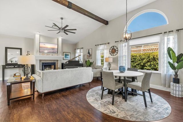 1210 WHITNEY DRIVE, Venice, FL 34292