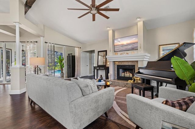 1210 WHITNEY DRIVE, Venice, FL 34292