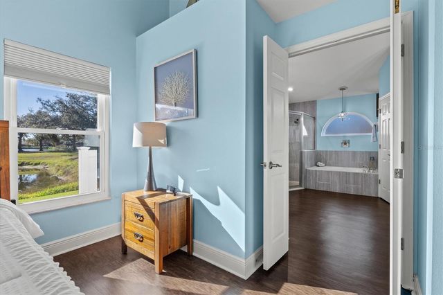 1210 WHITNEY DRIVE, Venice, FL 34292