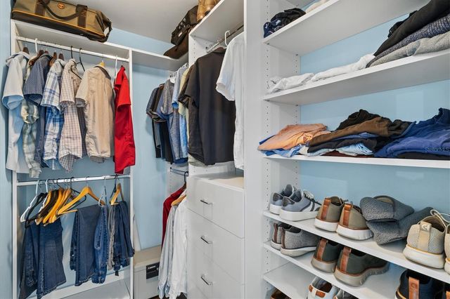 1210 WHITNEY DRIVE, Venice, FL 34292