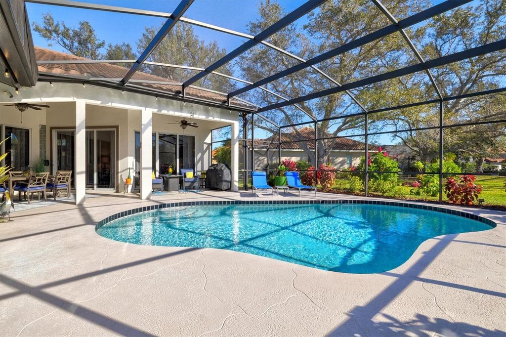 Image 60 of property listing at 1210 WHITNEY DRIVE, Venice, FL 34292