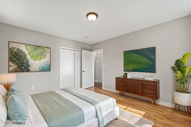 5 5th Ave, Dudley, MA 01571