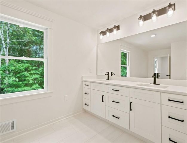 627 Ammons Drive, Waleska, GA 30183