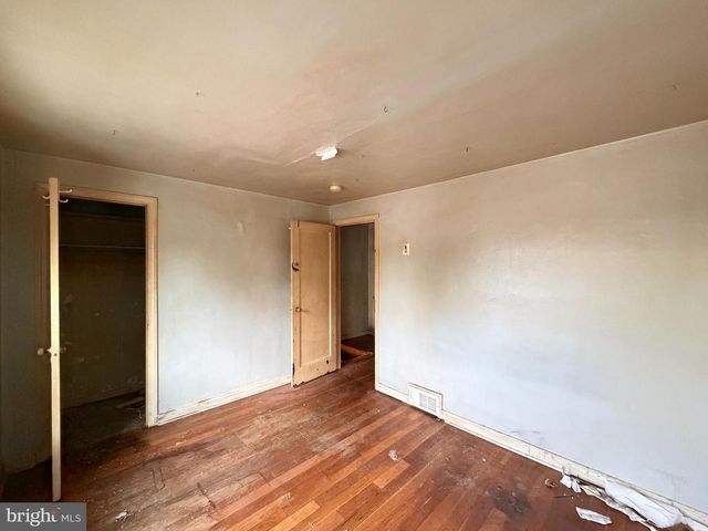 5323 WASENA AVE, Baltimore, MD 21225