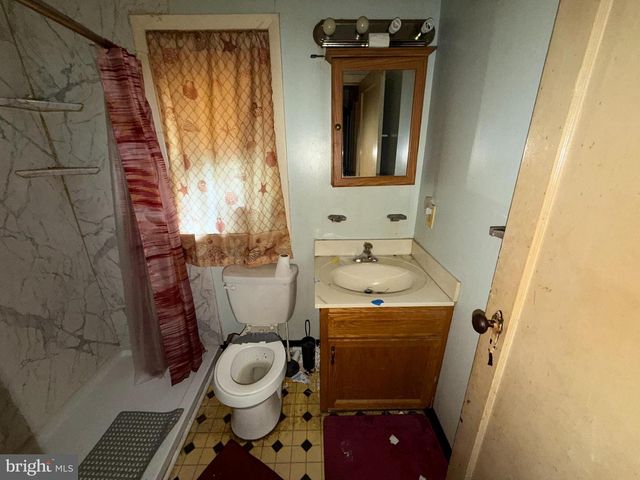 5323 WASENA AVE, Baltimore, MD 21225