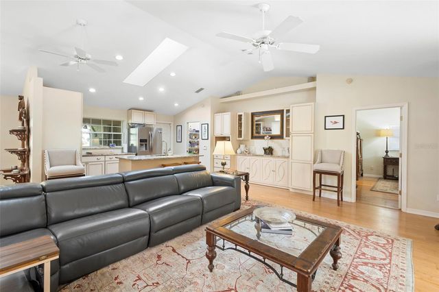 1136 W GLEN FALLS ROAD, Deland, FL 32720