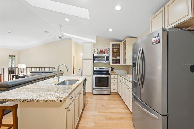 1136 W GLEN FALLS ROAD, Deland, FL 32720