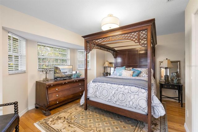 1136 W GLEN FALLS ROAD, Deland, FL 32720