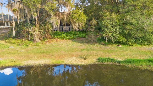 1136 W GLEN FALLS ROAD, Deland, FL 32720