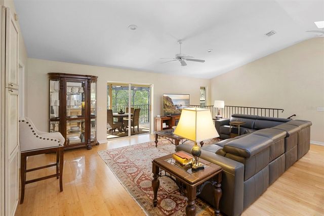 1136 W GLEN FALLS ROAD, Deland, FL 32720