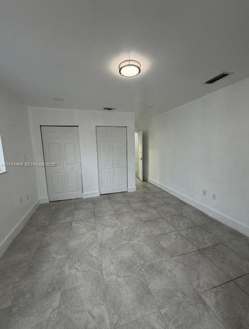 20301 SW 117th Ave, Miami, FL 33177