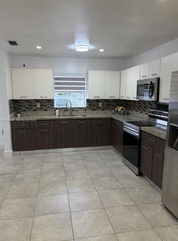 20301 SW 117th Ave, Miami, FL 33177