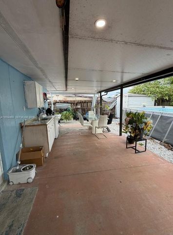 20301 SW 117th Ave, Miami, FL 33177