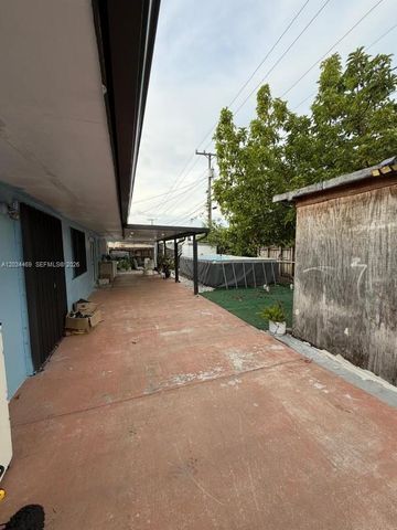 20301 SW 117th Ave, Miami, FL 33177