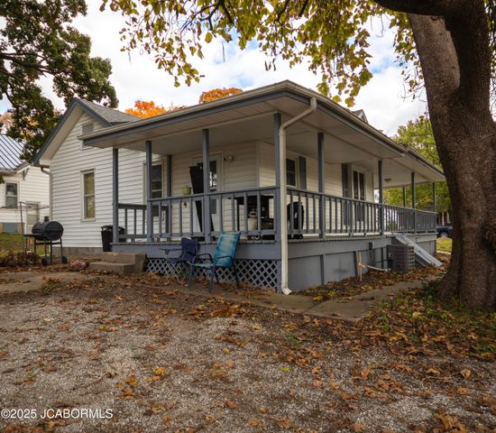 803 N OAK STREET, California, MO 65018