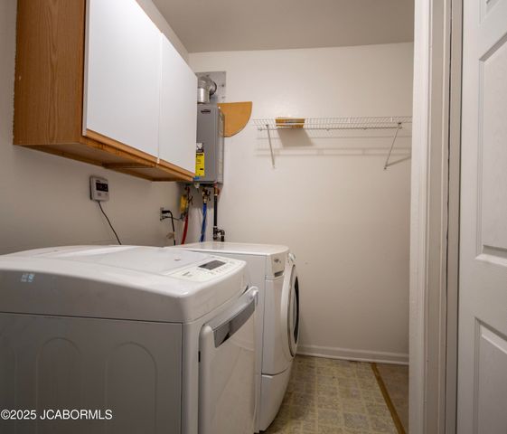 803 N OAK STREET, California, MO 65018