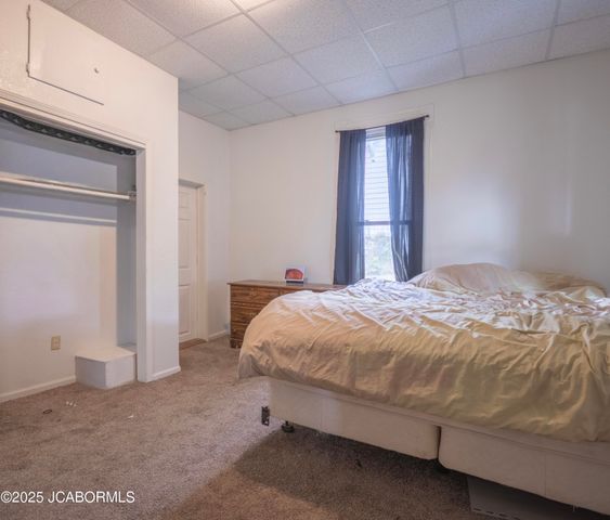 803 N OAK STREET, California, MO 65018