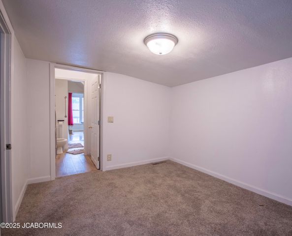 803 N OAK STREET, California, MO 65018