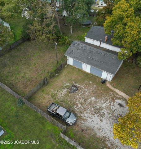 803 N OAK STREET, California, MO 65018