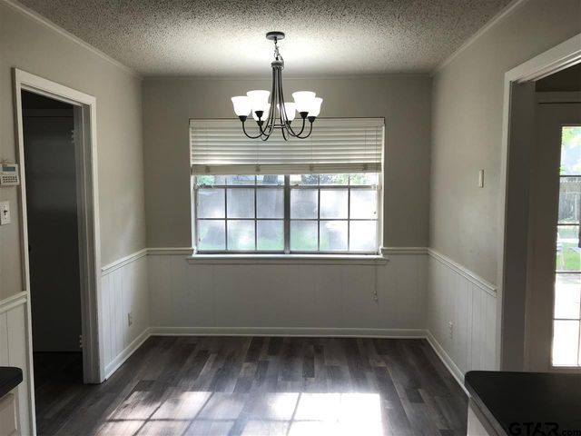 8233 Clemson, Tyler, TX 75703