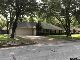 8233 Clemson, Tyler, TX 75703