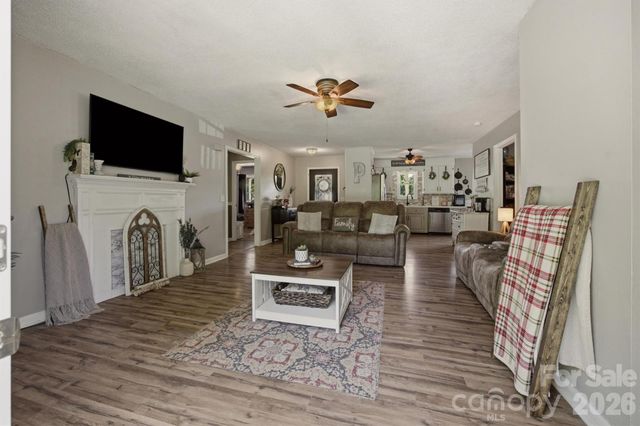 1404 Castle Court, Lenoir, NC 28645