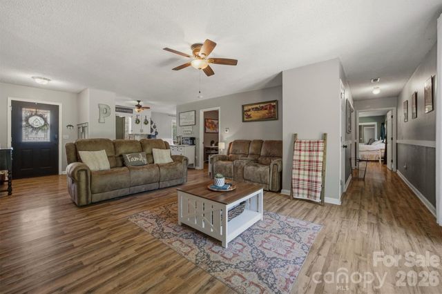 1404 Castle Court, Lenoir, NC 28645