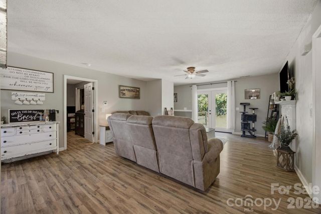 1404 Castle Court, Lenoir, NC 28645