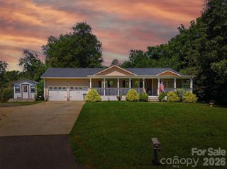 1404 Castle Court, Lenoir, NC 28645
