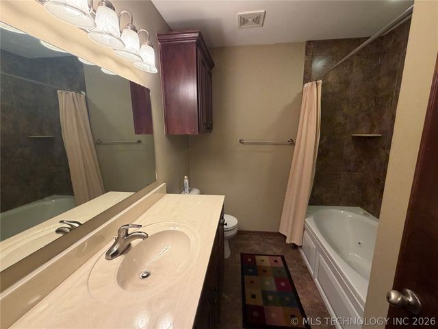 336 Lakeshore 336, Eufaula, OK 74432