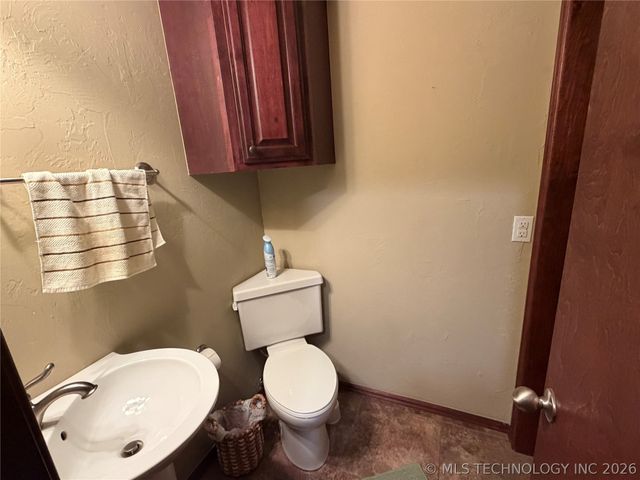 336 Lakeshore 336, Eufaula, OK 74432