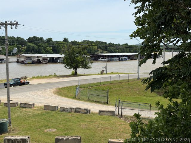 336 Lakeshore 336, Eufaula, OK 74432
