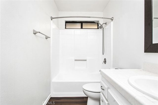 29710 Longhorn Drive, Canyon Lake, CA 92587