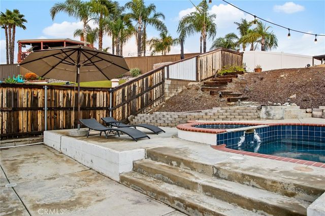 29710 Longhorn Drive, Canyon Lake, CA 92587