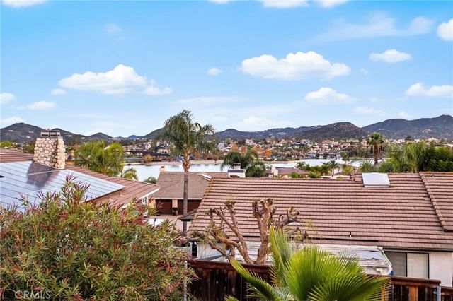 29710 Longhorn Drive, Canyon Lake, CA 92587