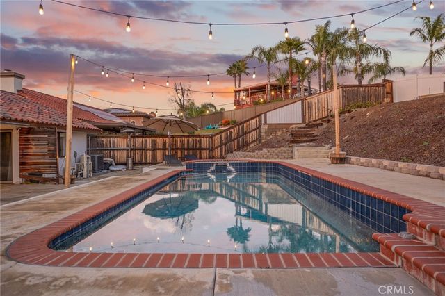 29710 Longhorn Drive, Canyon Lake, CA 92587