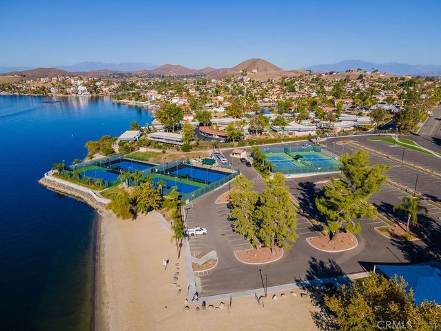 29710 Longhorn Drive, Canyon Lake, CA 92587