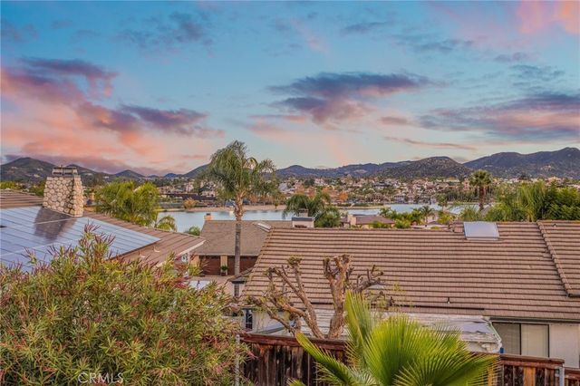 29710 Longhorn Drive, Canyon Lake, CA 92587