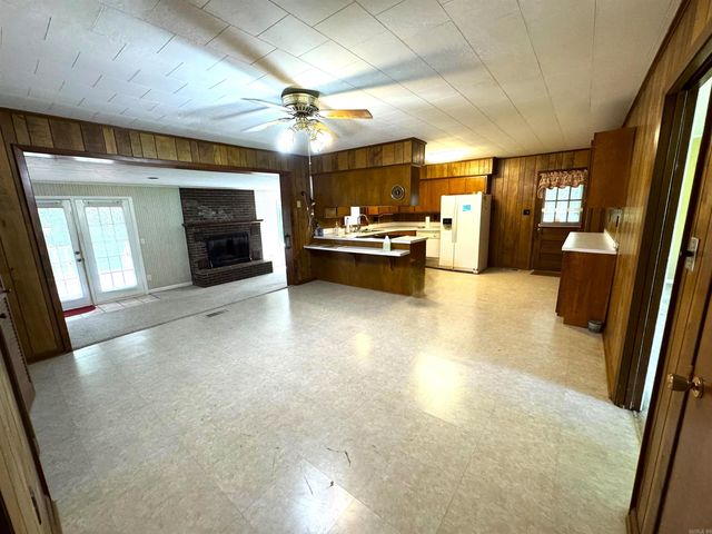 937 Homecrest Drive, Piggott, AR 72454