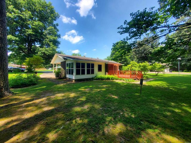 937 Homecrest Drive, Piggott, AR 72454