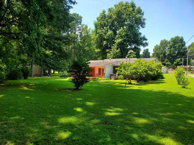 937 Homecrest Drive, Piggott, AR 72454