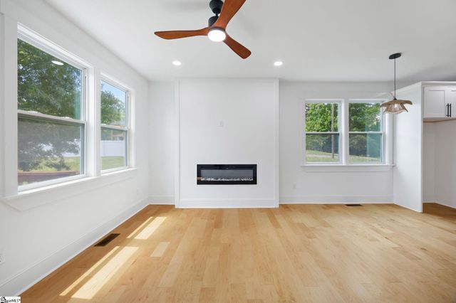 917 2nd Avenue, Greenville, SC 29611