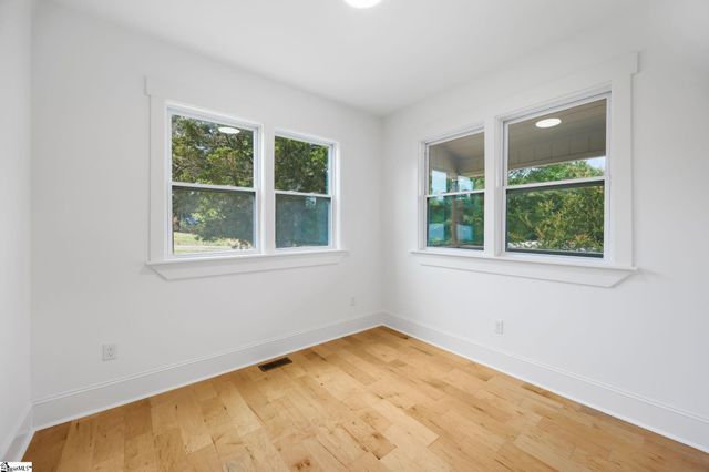 917 2nd Avenue, Greenville, SC 29611