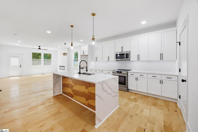 917 2nd Avenue, Greenville, SC 29611
