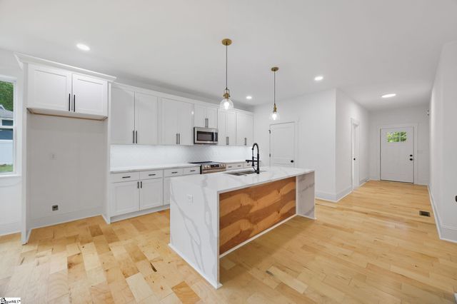 917 2nd Avenue, Greenville, SC 29611